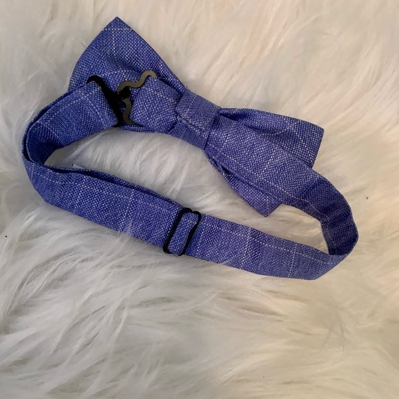 2/$20 - Nordstrom Kids- bow tie - 100% silk - Picture 3 of 4